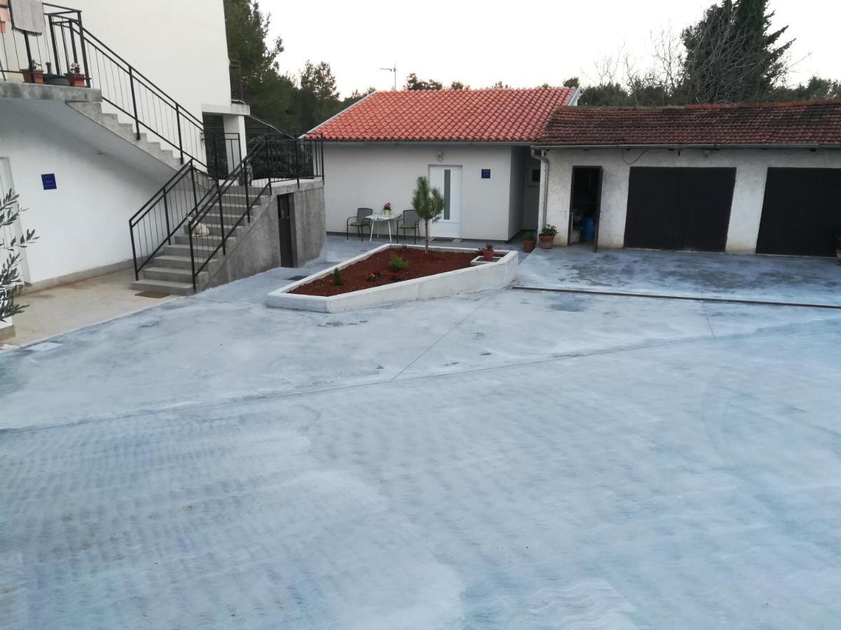 Appartement G&g With Swimming Pool